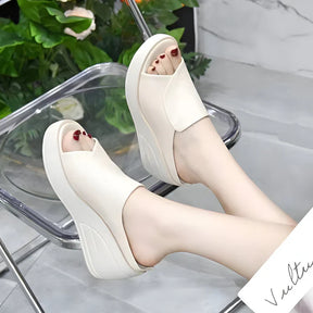 UseFlex – Comfortable Women's Mule with CloudLift™ Wedge Heel