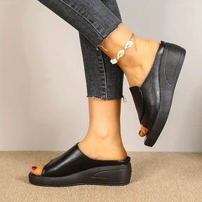 UseFlex – Comfortable Women's Mule with CloudLift™ Wedge Heel